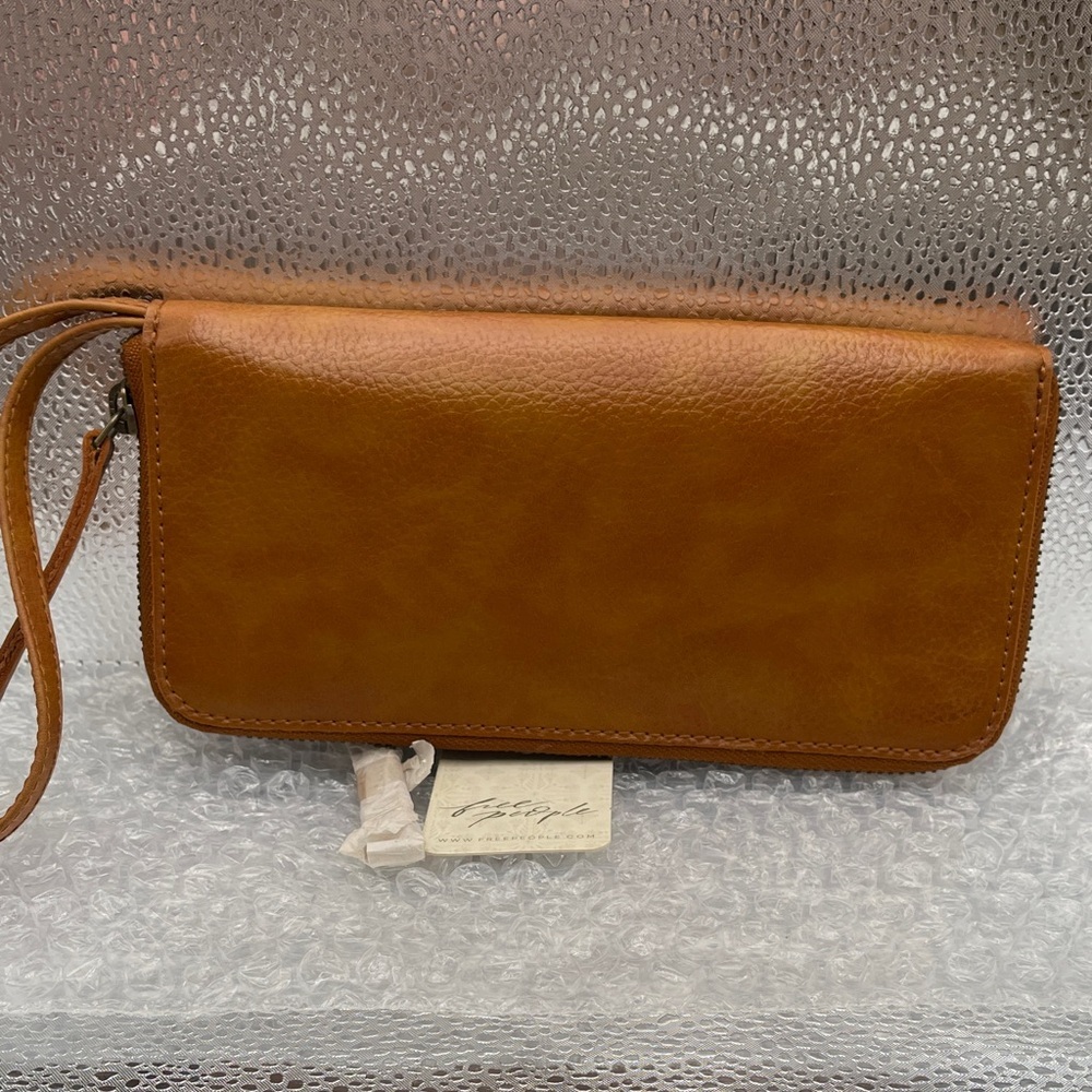 Free People Wristlet Wallet NWT Brown Vegan Leather Free People Wallet Wristlet